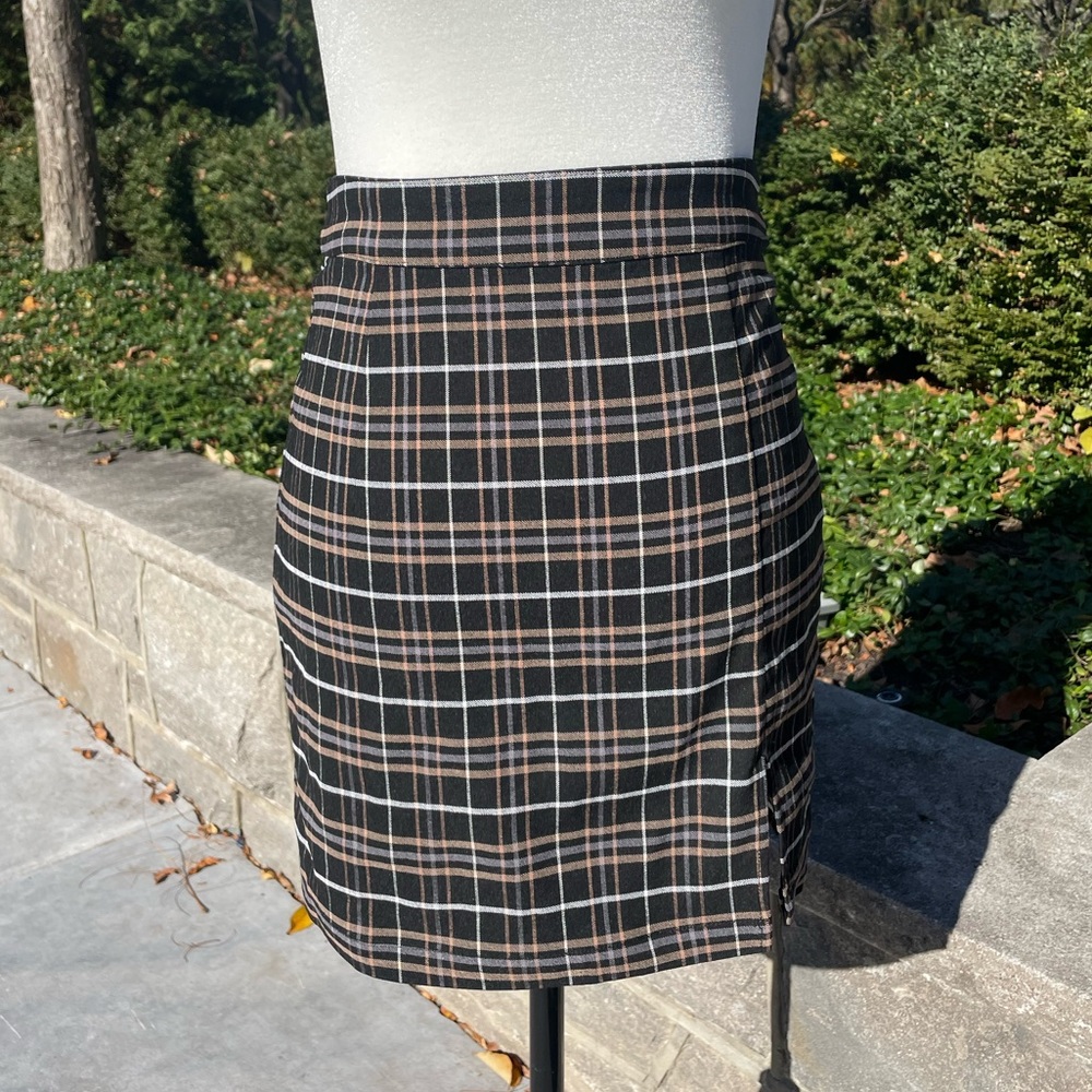 Brand-new garage mini skirt